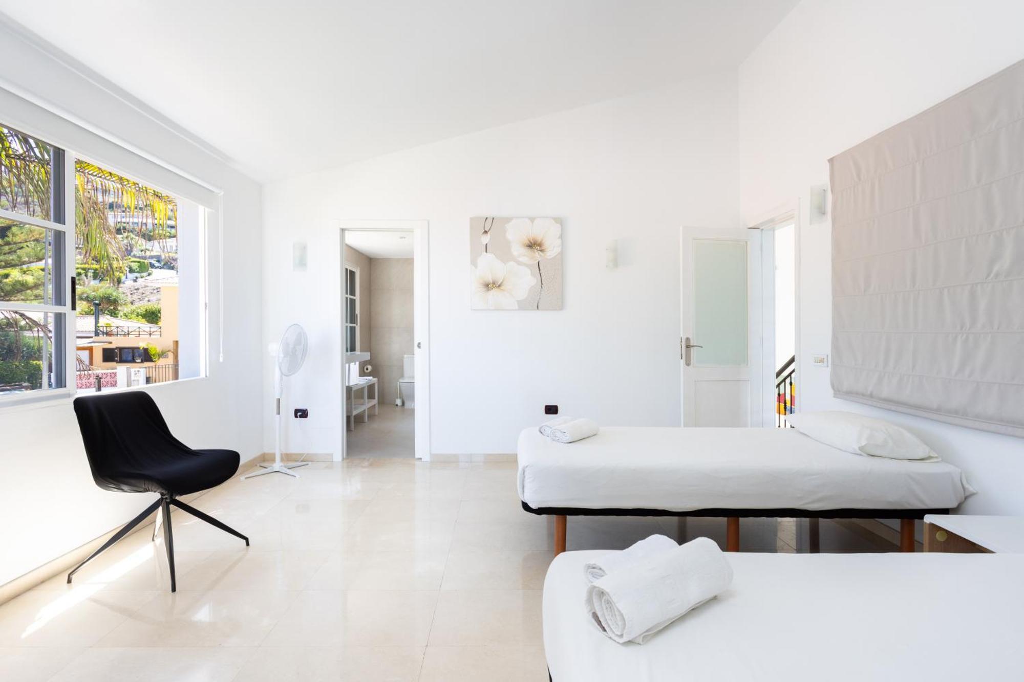 Fantastic Home With Amazing Sea Views Puntillo Del Sol Luaran gambar
