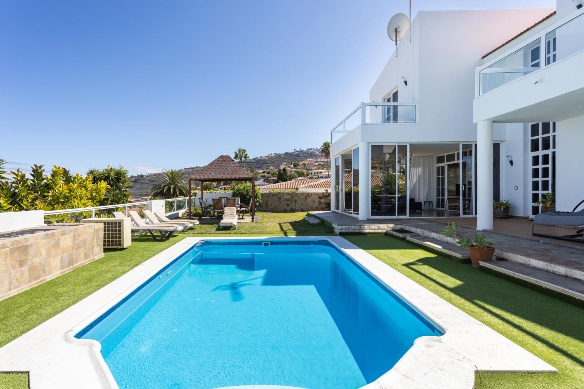 Fantastic Home With Amazing Sea Views Puntillo Del Sol Luaran gambar